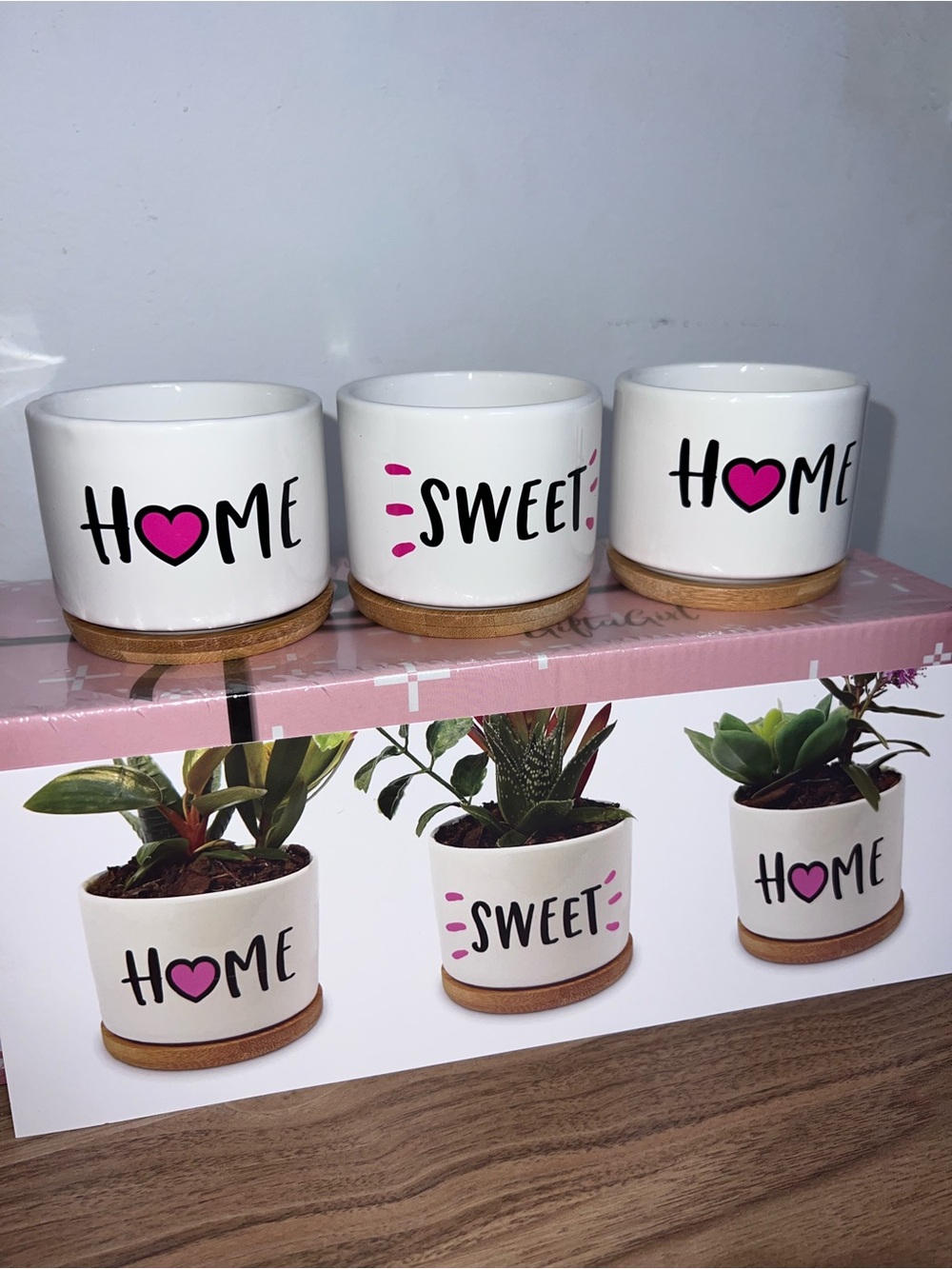 White Ceramic 'Home Sweet Home' Planter Set with Pink Heart Accents